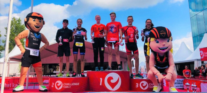 Sportief succes bij Scholierentriathlon Sportief succes bij Scholierentriathlon