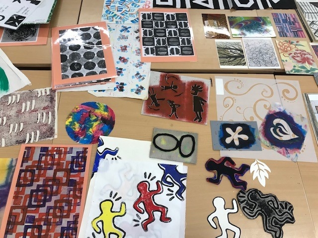 Workshops graffiti/street art en textiel bedrukken Workshops graffiti/street art en textiel bedrukken